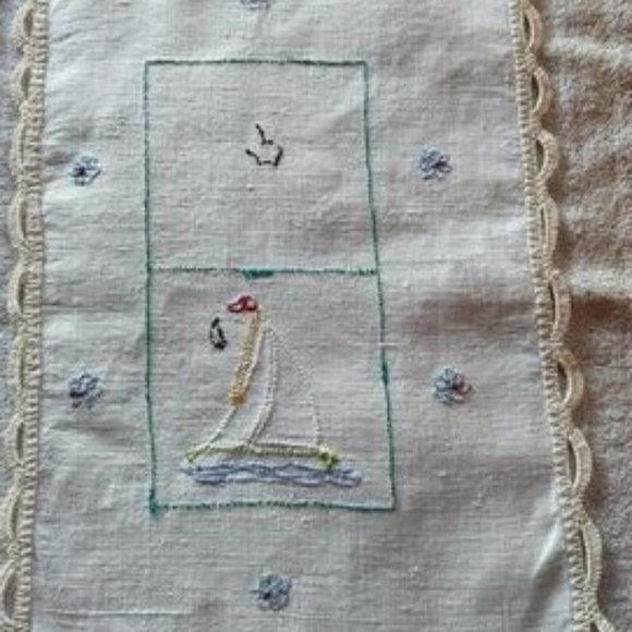 20% OFF Vintage 3-Piece Hand Embroidered Sailboat Doilies – c 1950s - Picture 8 of 10